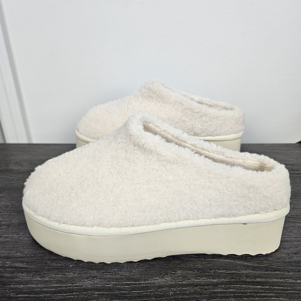 Beach by Matisse Womens Sz 8 Lowkey Faux Shearling Platform Mules Comfort Cozy